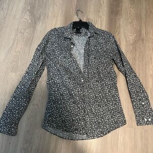H&M  mens Black and White Floral Casual Button Down Shirt